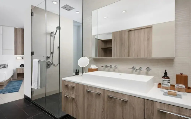 Luxe Oceanfront Penthouse Hot Tub Daily Cabana
