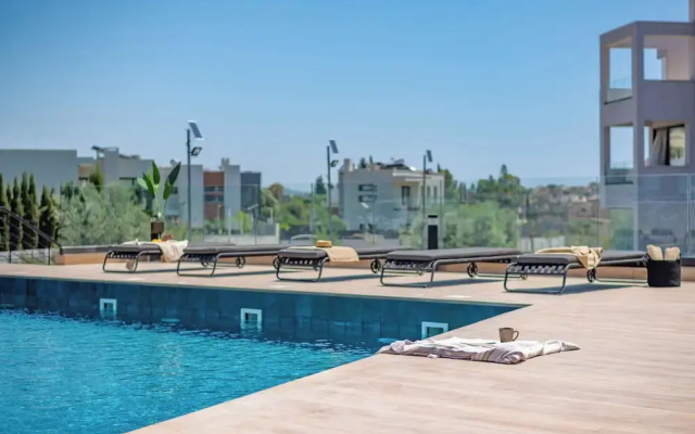 Sanders River Plaza - Cozy 1-bedroom Apartment With Balcony