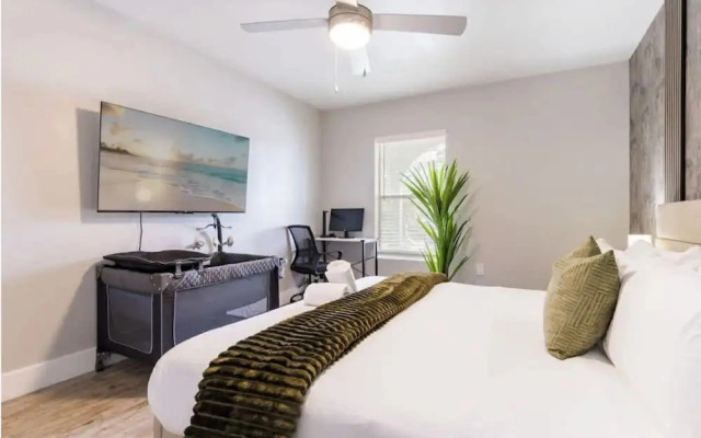 The Westshore by Stylish Stays
