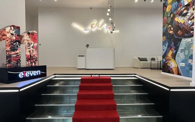 Hotel Eleven