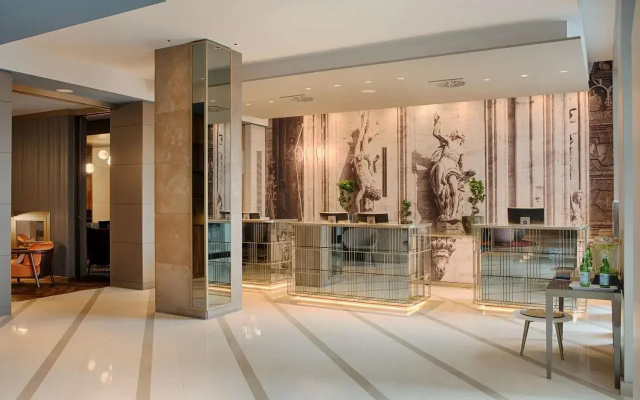 Отель NH Collection Milano Touring