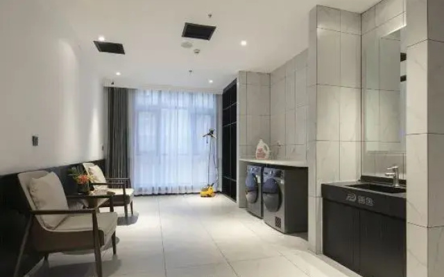 Changge Lemon Crystal Hotel (Yushe Baqi Road)