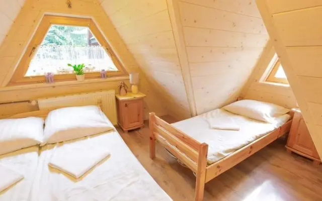 Domek pod Strzechą