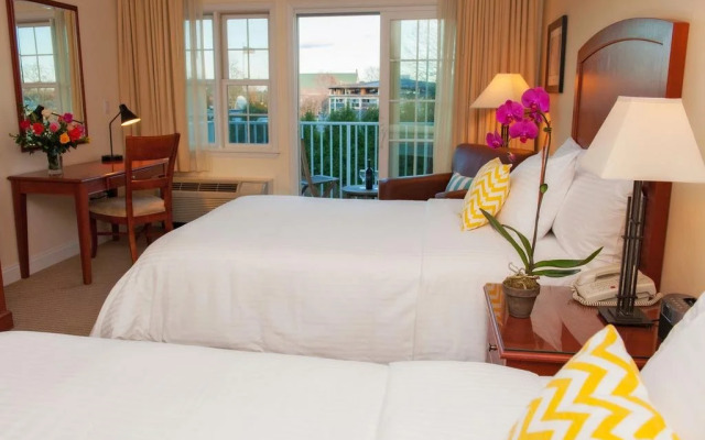 The Harbor Front Inn