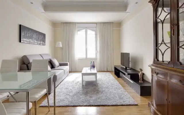 Apartamentos Easo