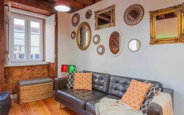 Historical Centre Terrace Aircon by LD Apartments