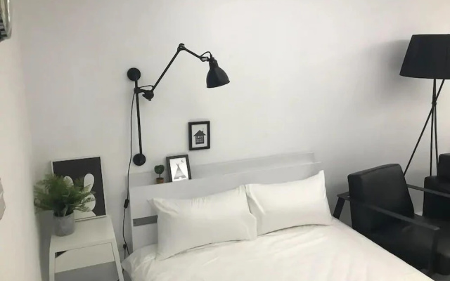 Iconic Inn