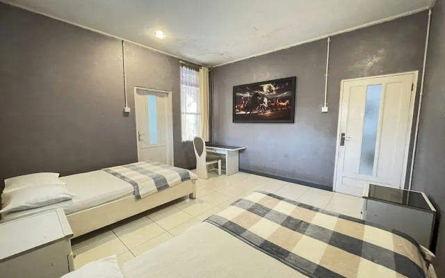 Villa 325 By Zuzu