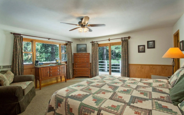 Narrow Gauge Inn