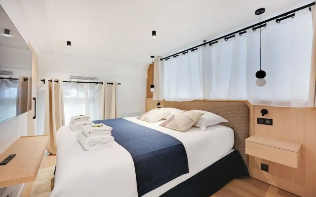 Elegant Apartment With 2 Rooms