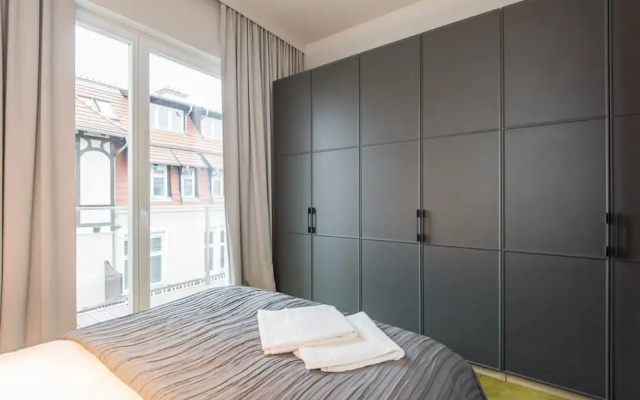 Super-Apartamenty - Targi