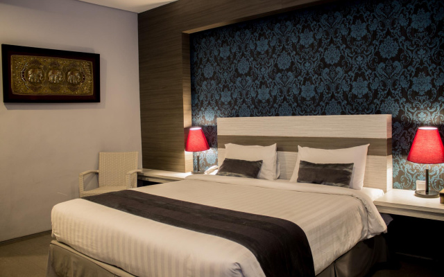 Kamini Legian Hotel