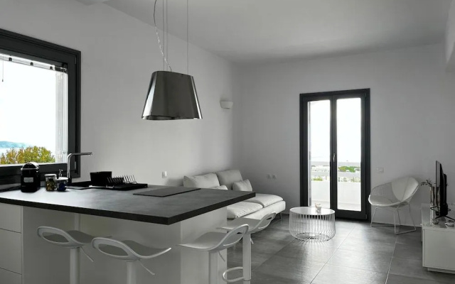 Alexander Suites