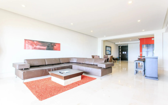 Okol Paraiso by Riviera Rentals