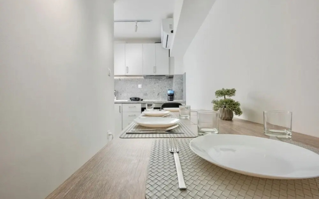 Premium Jacuzzi Suite at the City Center