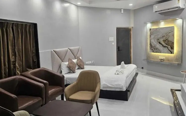 Jowar Hoter & Resort