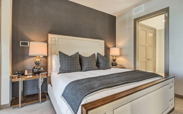 Two Bedroom Penthouse 2 Apartment Hotel by RedAwning