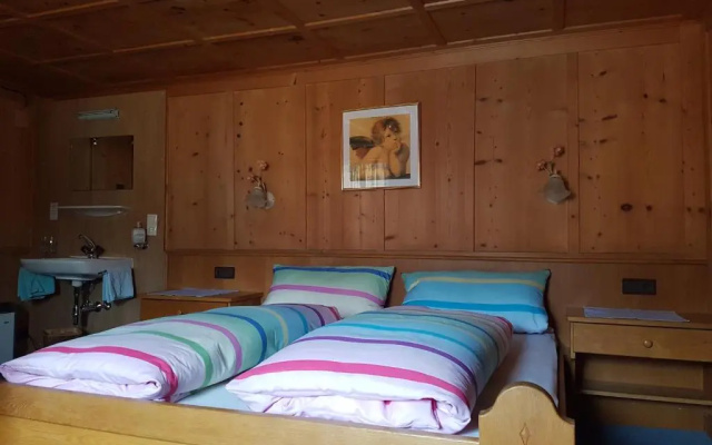 Pension Vallüla