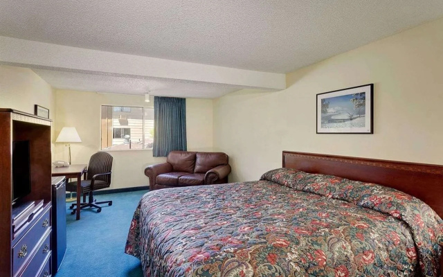 Howard Johnson Inn  Evanston WY