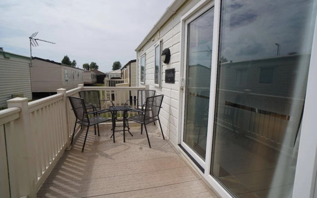 3 Bedroom Caravan Pets Free Linen Included