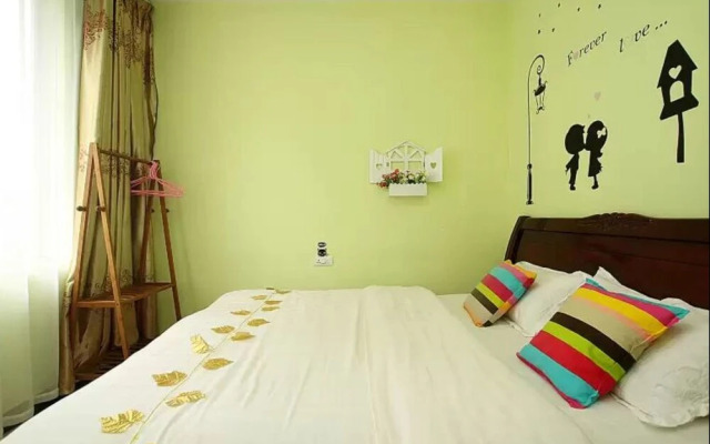 Zhaolvchang Holiday Hotel (Yangshuo County Kindergarten West Street)