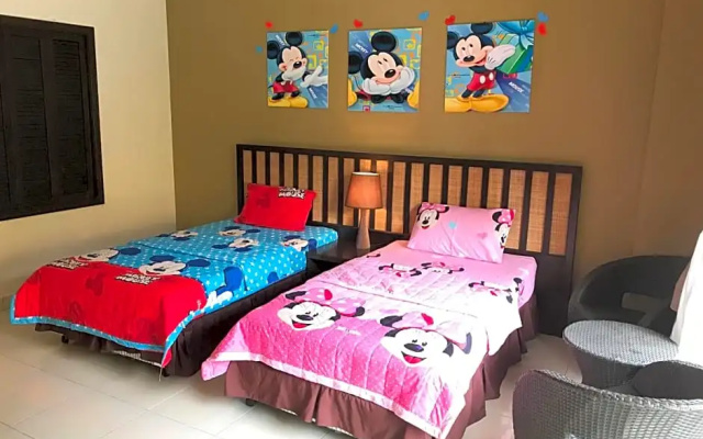 Gold Coast Morib Mickey House