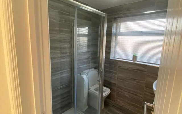 Cozy Coastal Bungalow in Prestatyn