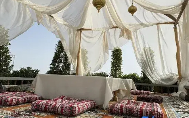 Kashgar Huli and Huwai Homestay