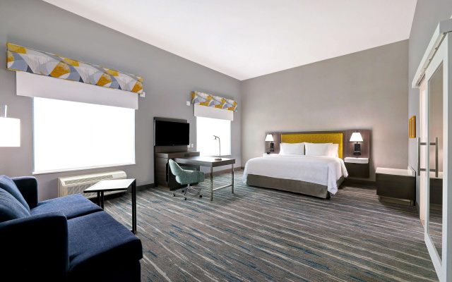 Hampton Inn & Suites Houston East Beltway 8