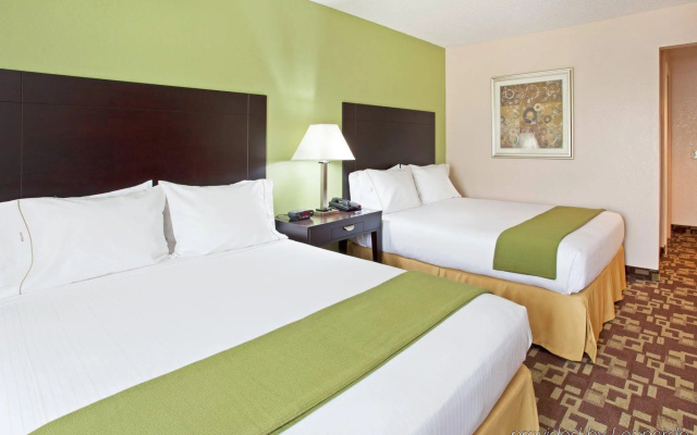 Holiday Inn Express Hotel & Suites Reidsville