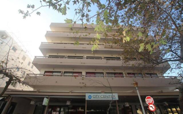 City Center Hotel вид на фасад