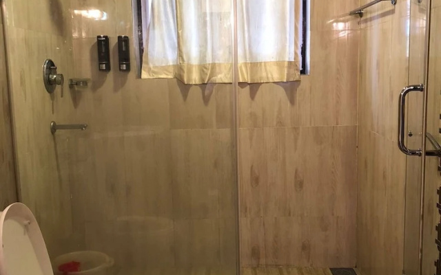 First Apartment 1bhk Thamel 5 min Walk 1st Floor