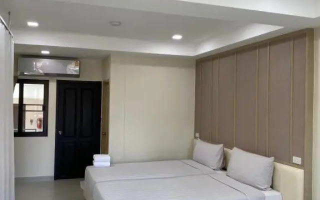 The Shade Residence
