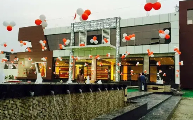 TP Garden & Hotel