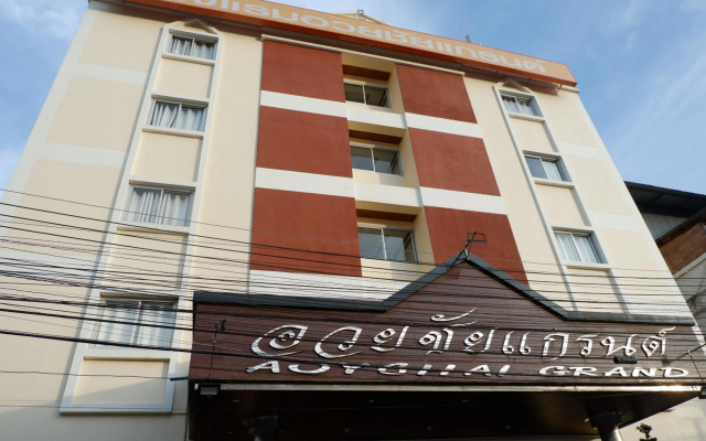 Auychai Grand Hotel