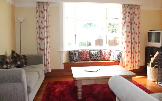 24 Scarborough Tce