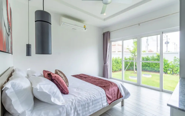 Tropical 3 Bedroom Pool Villa MP75