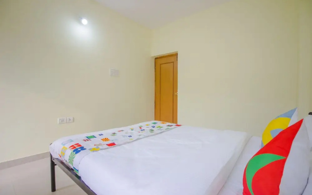 OYO 18720 Home Alluring 3BHK Dona Paula