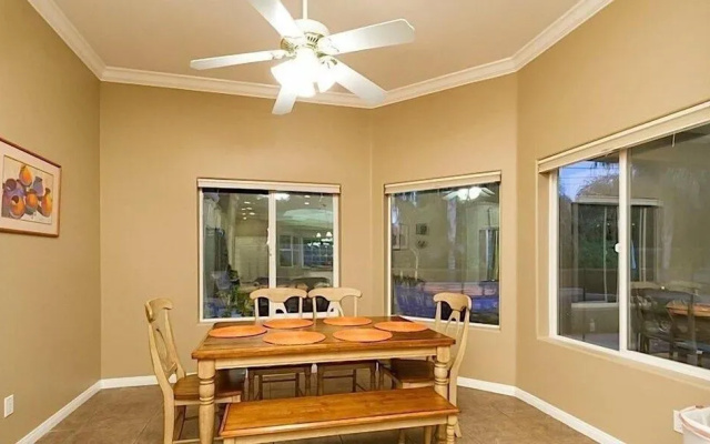 Latitude Adjustment By Signature Vacation Rentals
