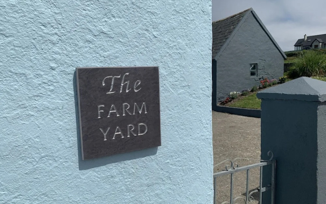 Farm House - Sleeps 7 - Garden - Parking