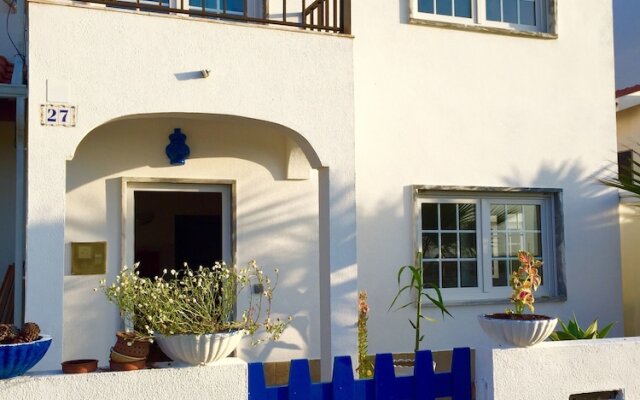 Отель Surfway Guesthouse вид на фасад