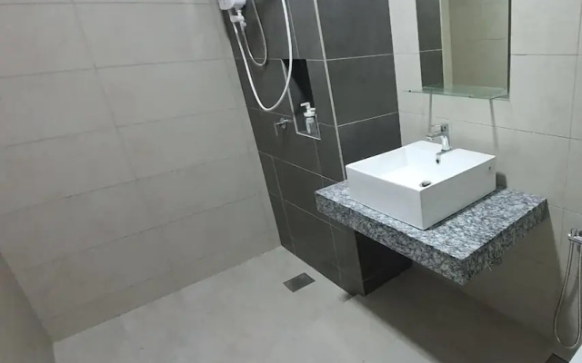 Miracle Homestay Group Traveller PG Sentral