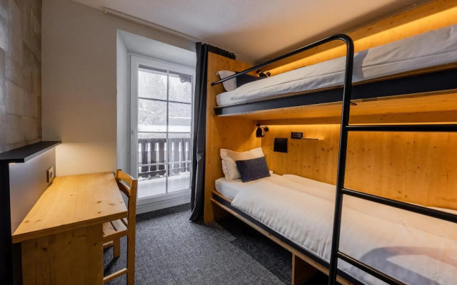 Villars Lodge