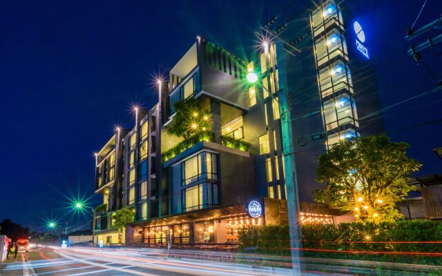 Onyx Hotel Bangkok Бангкок вид на фасад