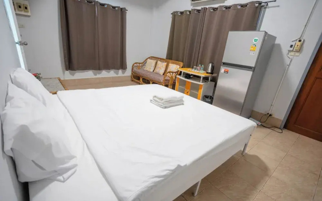 Mitr Inn Hua Hin Beach