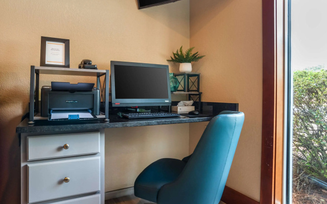Comfort Inn & Suites Crestview South