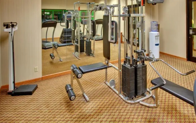 Holiday Inn Express Hotel & Suites Omaha - Southwest