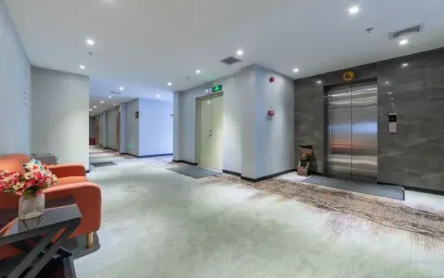 Jianghua Hotel