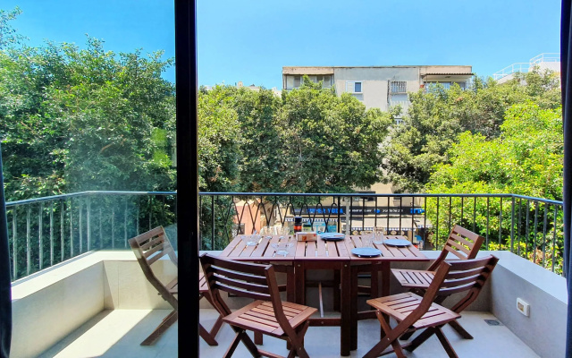 Apartment Brique, 2BR, Tel Aviv, Center, Dizengoff St, #TL55
