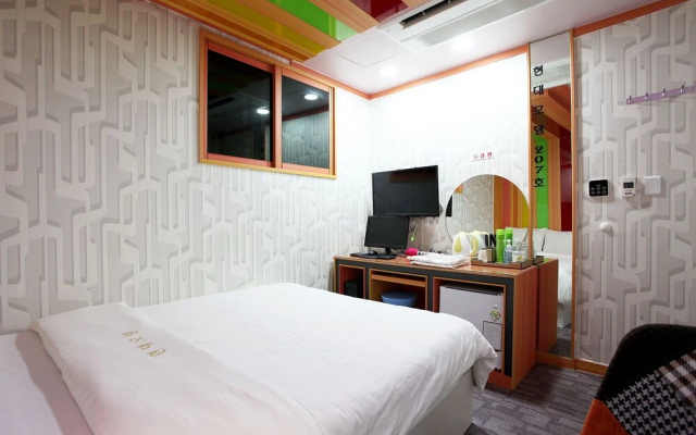 Wangsimni Hyeondae Motel